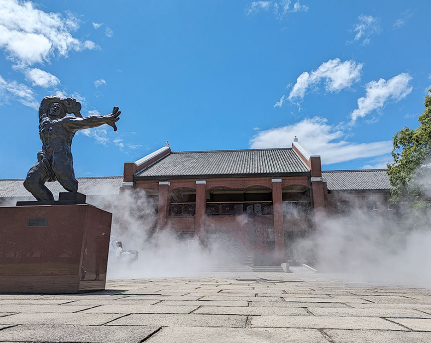 霧と彫刻