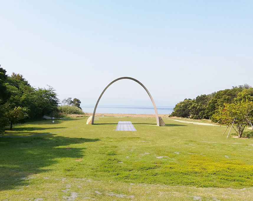静かに思索する美術館