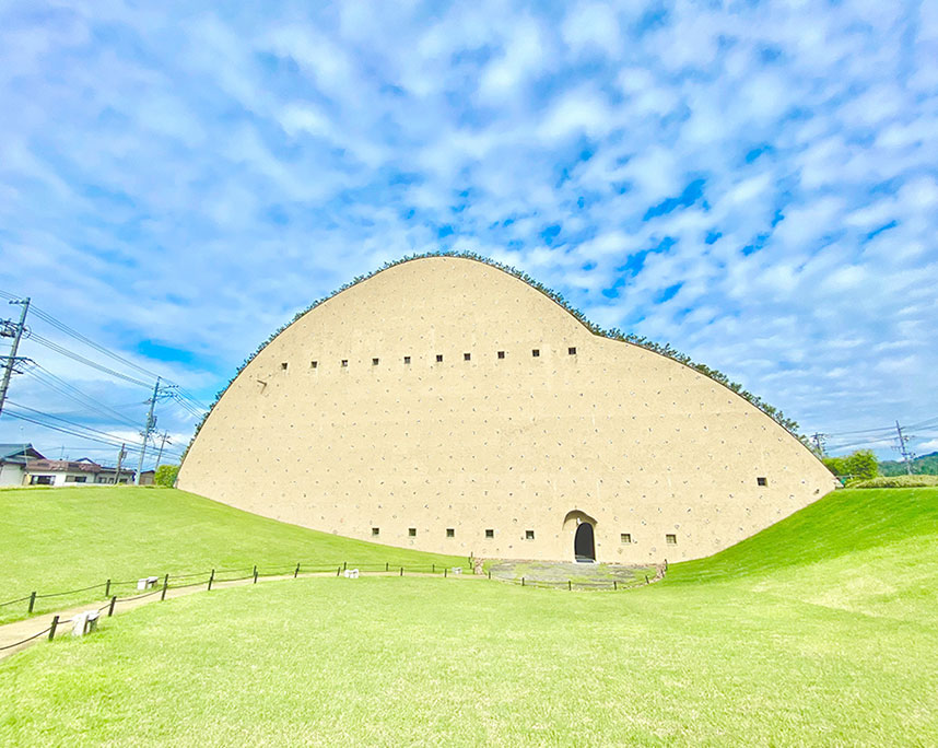 大空へとつながるタイルミュージアム