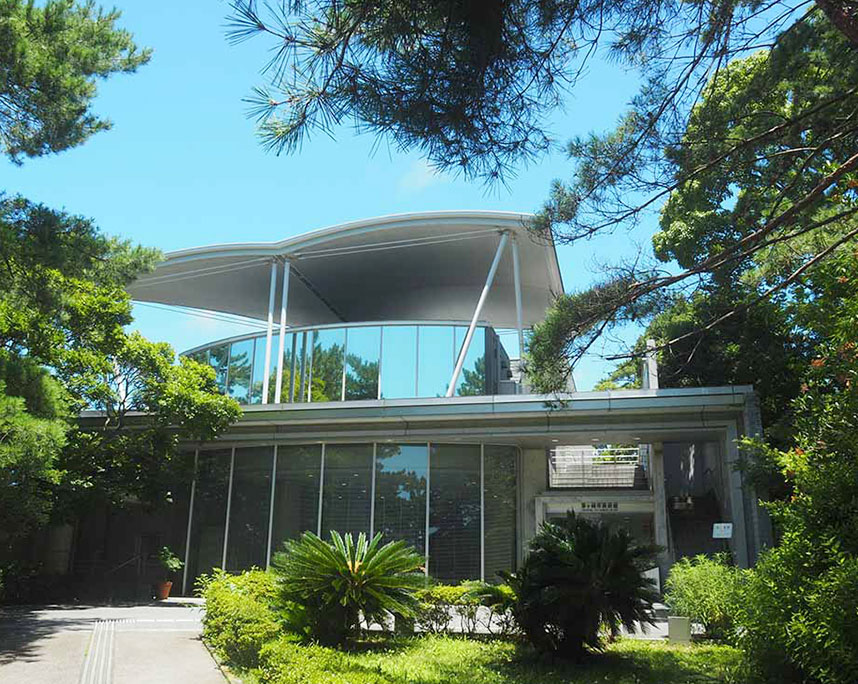茅ヶ崎市美術館